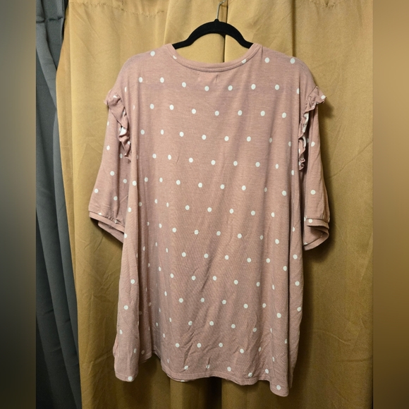 Maurices 4x 24/7 Pink Ruffle Polka Dot Tee - Picture 5 of 5